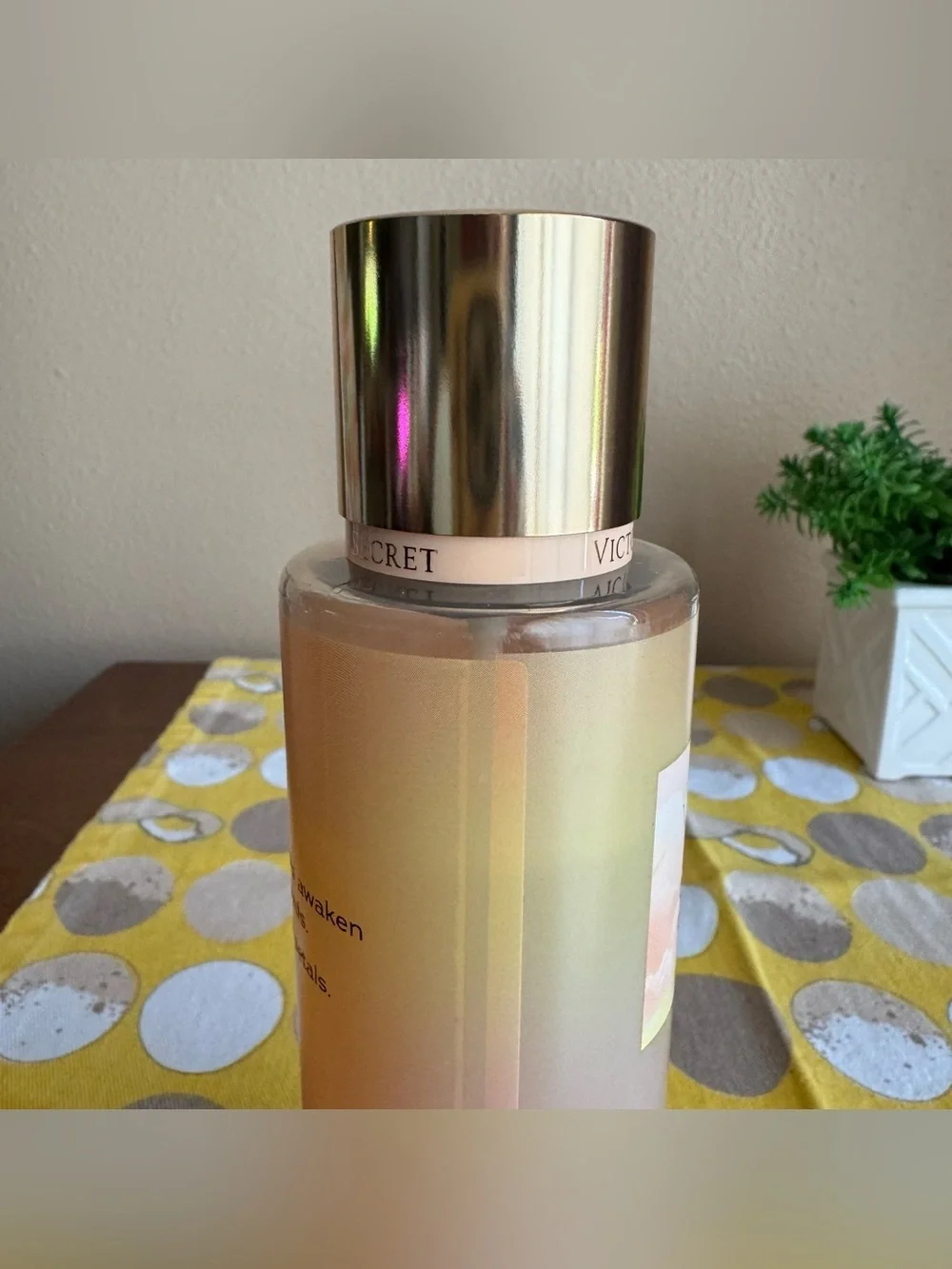 Victoria’s Secret Orange Flower Sun body spray